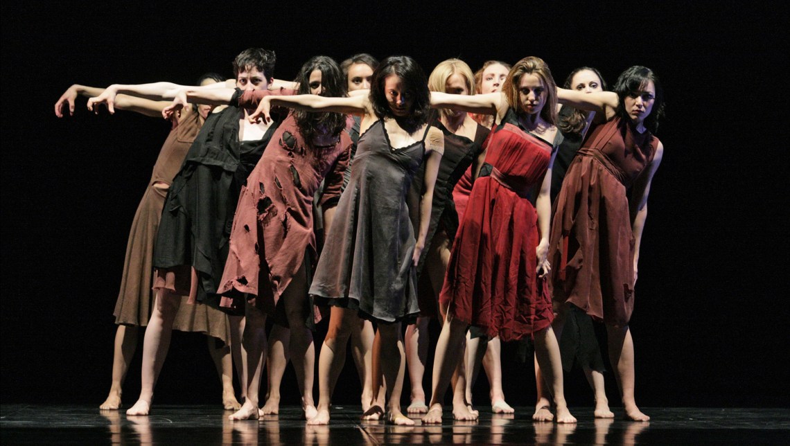 cantata-de-mauro-bigonzetti-photo-de-robert-etcheverry-2-1467905207 (1)